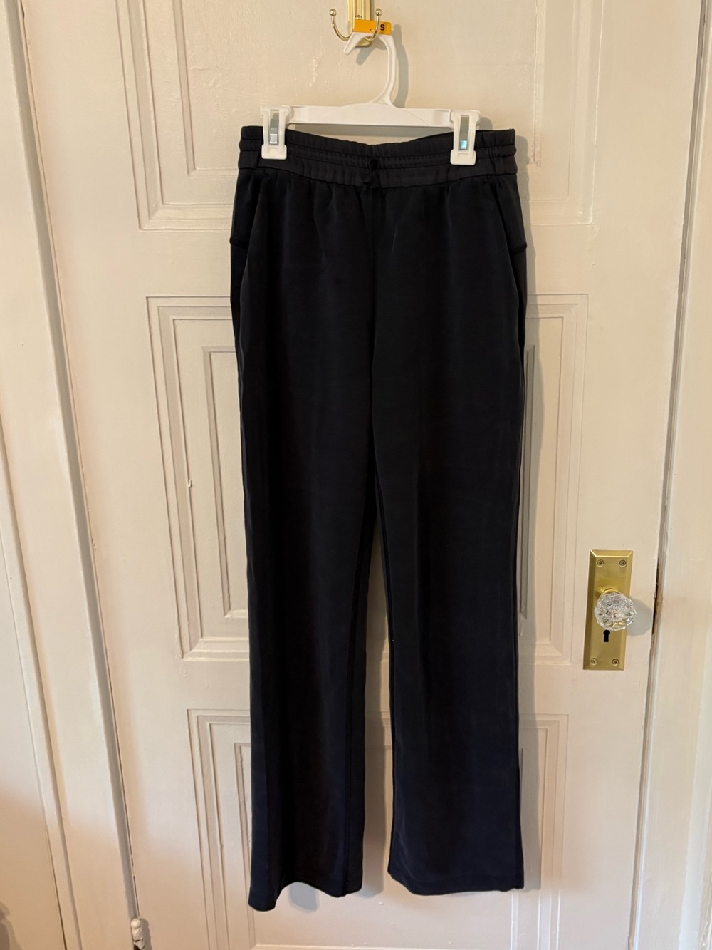 Lululemon soft stream high rise sweatpants - Picture 3 of 6
